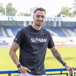 T-Shirt schwarz Nike Slovan
